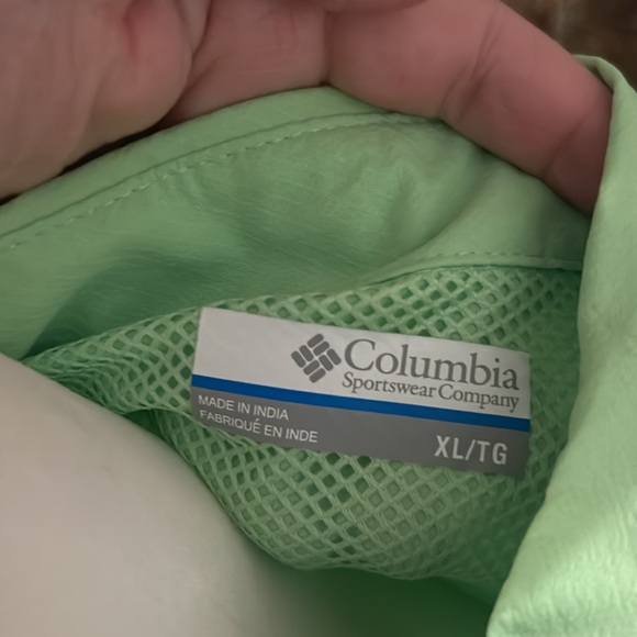 Columbia PFG, fishing shirt size extra large - Picture 3 of 7